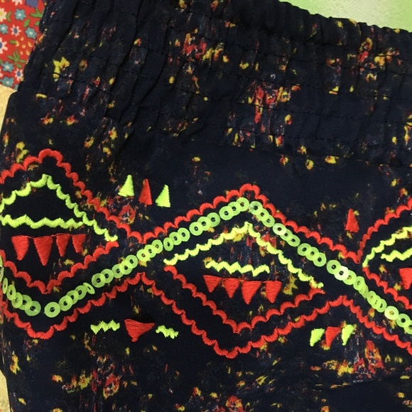 Short romper - Picture 4 of 4